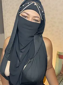 Amyraa  online show from September 8, 2:16 pm