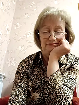 AlikaSwan5821 online show from September 18, 9:02 pm