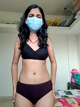 Shivani2002 online show from February 7, 10:52 am