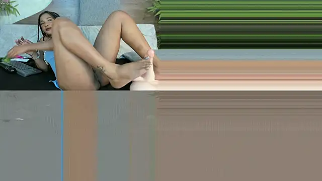Snapshot of katia_cute chatting on October 2, 2:11 pm katia cute online show from October 2, 2:11 pm