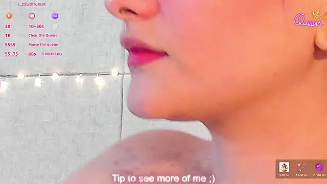 VioletHilton online show from February 23, 6:40 pm