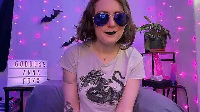 mistressannafoxx online show from January 9, 10:36 pm