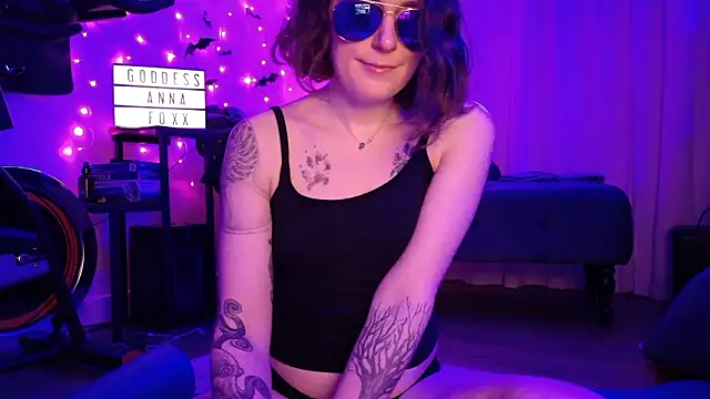 mistressannafoxx online show from February 3, 4:21 am