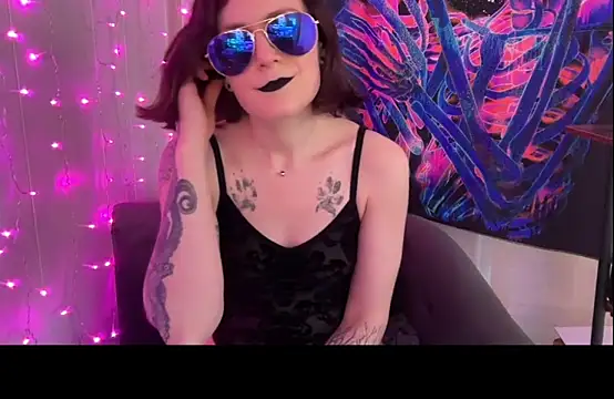 mistressannafoxx online show from September 12, 12:11 am