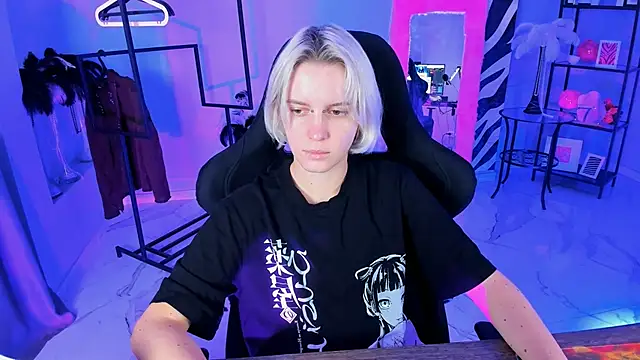 BethanyCloud online show from October 21, 5:33 am