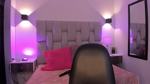 Seraphyne666 online show from February 7, 6:23 pm