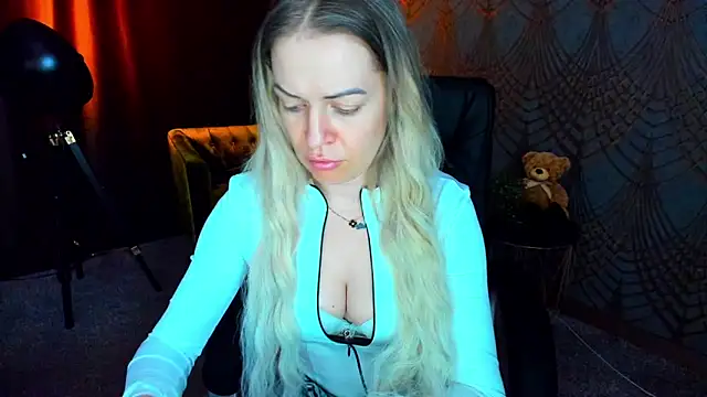 Anna Snows online show from May 30, 4:59 pm