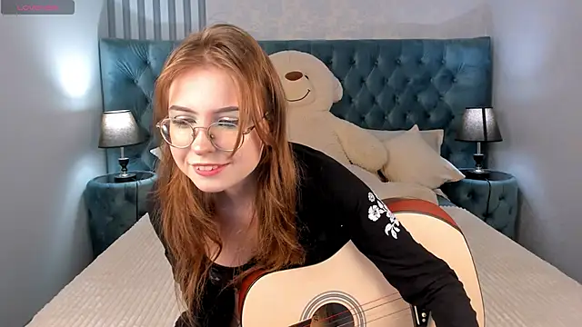Snapshot of Grace_blush chatting on September 26, 7:28 am Grace blush online show from September 26, 7:28 am