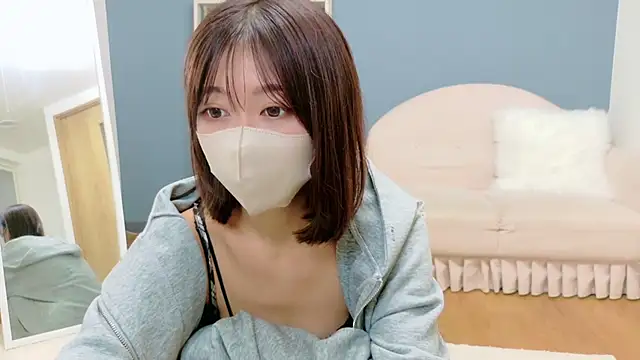 Snapshot of Yuna-ch chatting on September 15, 1:30 pm Yuna-ch online show from September 15, 1:30 pm