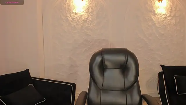 MilaColeman online show from November 15, 2:12 am