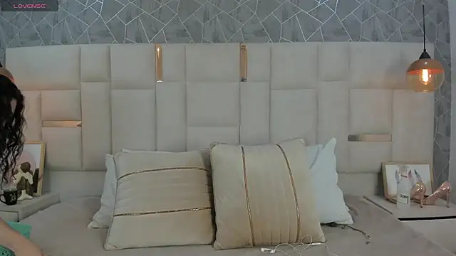  im alaya online show from October 4, 2:50 am