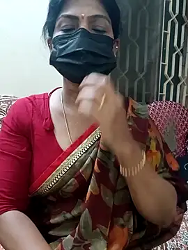 Snapshot of Rithya27 chatting on October 19, 6:32 pm Rithya27 online show from October 19, 6:32 pm