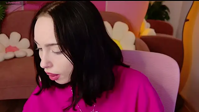 MonikaCarter online show from November 14, 10:15 am