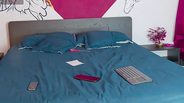 Maylu Fox online show from September 26, 3:53 pm