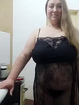 Kiss Eva online show from February 15, 2:16 pm