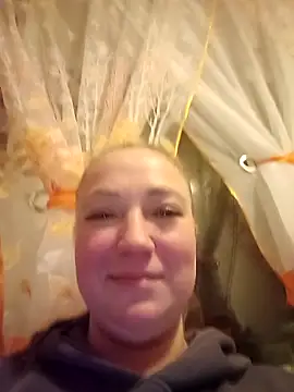 Kiss Eva online show from March 24, 5:51 pm