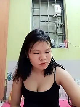 emyeuhss online show from September 11, 1:55 pm