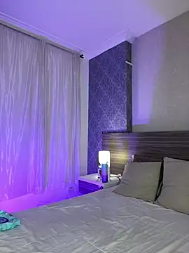 MiilaBlake online show from January 6, 7:50 pm