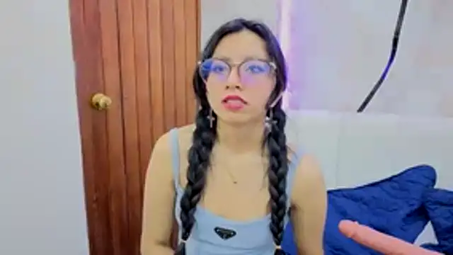 VioletxBloom online show from November 24, 6:37 am