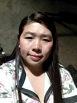 quynhkoolbae online show from December 2, 1:57 pm