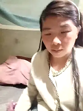 quynhkoolbae online show from February 3, 1:48 am