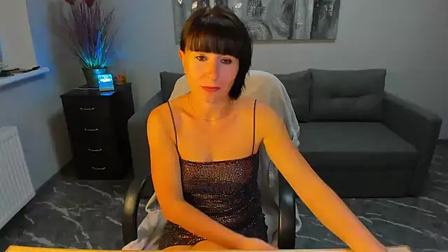 Snapshot of Betty_Jone chatting on September 12, 6:03 am Betty Jone online show from September 12, 6:03 am
