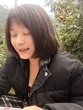 linda bae00 online show from January 11, 8:30 am