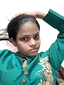 Snapshot of Komal0099 chatting on October 18, 11:24 am Komal0099 online show from October 18, 11:24 am