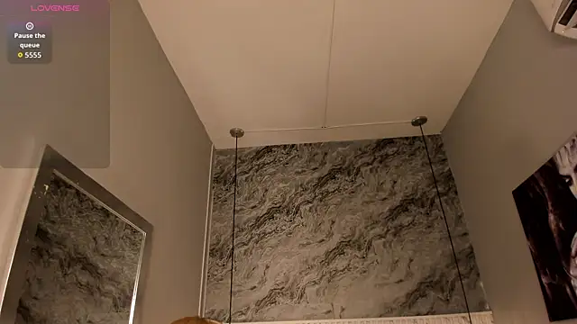 Emilly mell online show from September 26, 12:14 pm