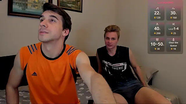 LawrenceMiles online show from November 4, 9:42 pm