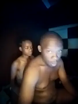 Snapshot of TinnyVsGiant chatting on September 26, 12:08 am TinnyVsGiant online show from September 26, 12:08 am