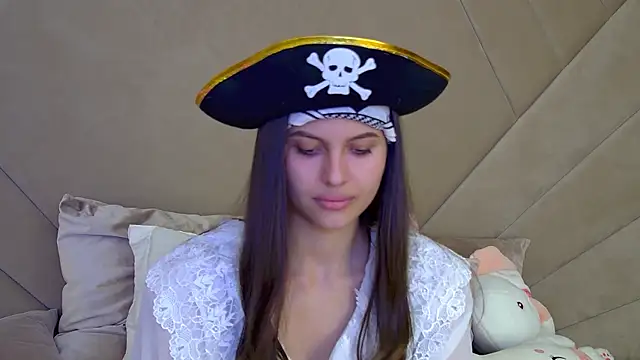 Snapshot of AlisaVersailles chatting on October 16, 4:09 pm AlisaVersailles online show from October 16, 4:09 pm