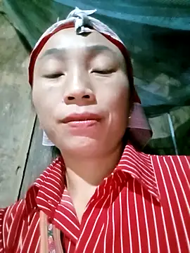 lucybaby00 online show from October 22, 1:10 am