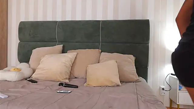 DahliaRosee online show from November 20, 7:15 pm