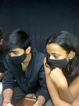 Joy Love Roxie online show from October 29, 6:32 pm