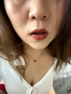 jiajia1060 online show from November 9, 12:38 am