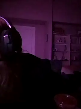 BlondeyMiyMiy online show from November 1, 11:25 am