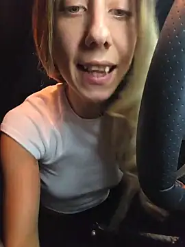 PetiteSecrets online show from November 4, 6:02 pm