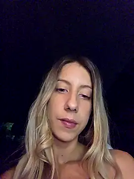 Snapshot of PetiteSecrets chatting on September 10, 7:36 pm PetiteSecrets online show from September 10, 7:36 pm