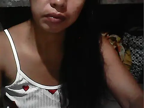 Snapshot of oceanlover23 chatting on October 9, 7:18 pm oceanlover23 online show from October 9, 7:18 pm