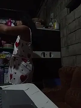 Snapshot of oceanlover23 chatting on October 31, 8:57 pm oceanlover23 online show from October 31, 8:57 pm