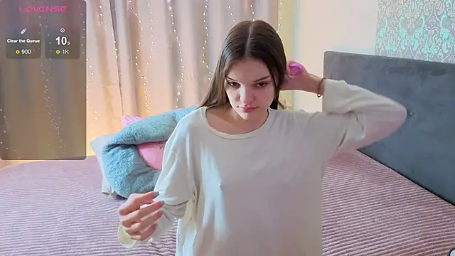 magic shy  online show from February 25, 1:59 am