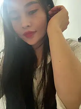 Snapshot of Lissa_xinh09 chatting on October 17, 11:41 pm Lissa xinh09 online show from October 17, 11:41 pm