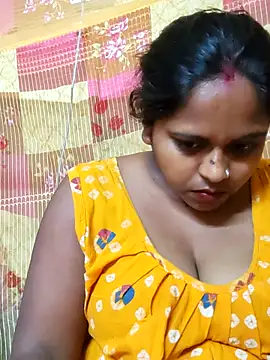 Hot-Show2 online show from April 16, 11:51 pm