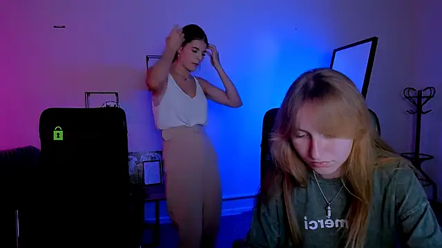 lizzie boom online show from September 24, 12:59 pm