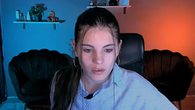 lizzie boom online show from October 19, 9:33 am