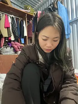 AAANINE22 online show from November 15, 7:20 am