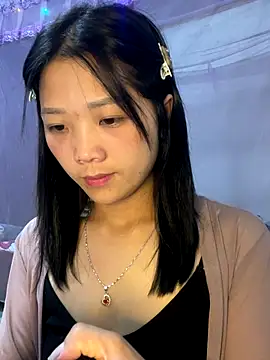 thaoyeuuu online show from September 24, 1:43 pm