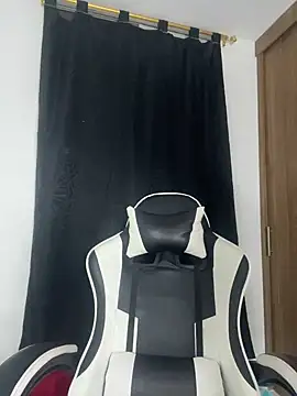 Scarlett05 online show from October 23, 1:11 am