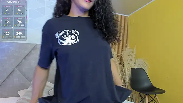 Snapshot of Brunnette_Sensation chatting on September 22, 6:39 pm Brunnette Sensation online show from September 22, 6:39 pm